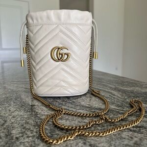 Gucci GG Marmont Mini Bucket Bag Cream Matelassé Chevron Antique Gold Chain